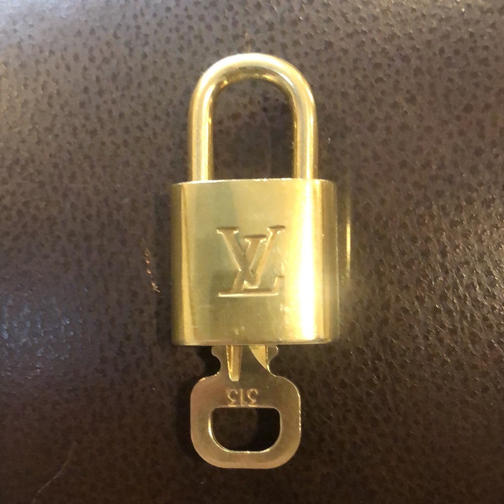 LV Louis Vuitton Padlock Lock & Key 313